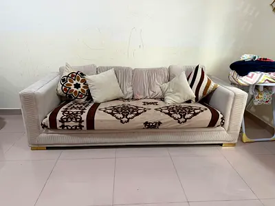 Comfortable Elegant Sofa for Sale