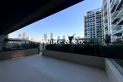 Direct Pool Access | Low Floor | Big Terrace