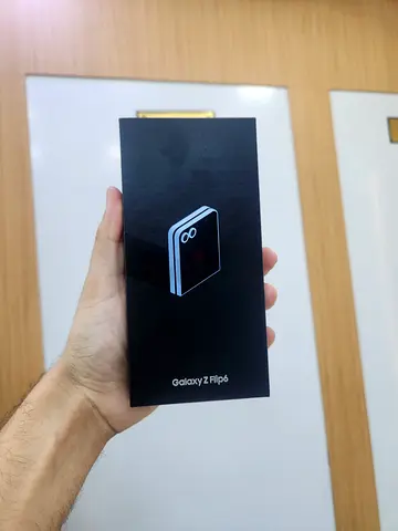 Samsung Galaxy Z Flip 6 256GB TRA Box Packed