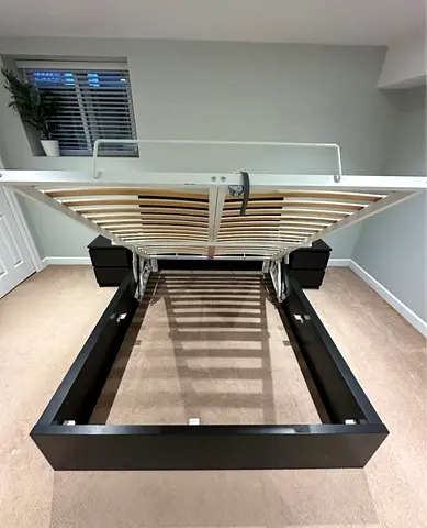 IKEA hydraulic queen‑size bed (160 × 200 cm) with  IKEA mattress