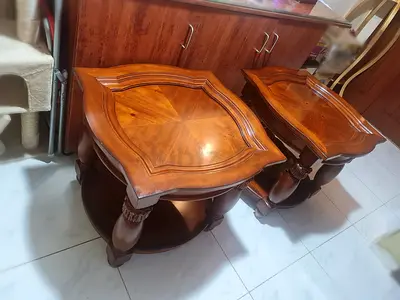 From (2XL) Luxury Table, Very Solid and Excellent Condition