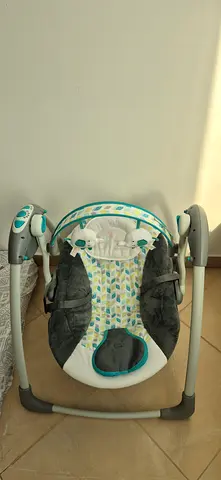 Gentle Baby Swing with Soothing Movements and songs in 5 modes