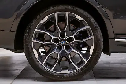 صورة مصغرة 8 لـ 2025 BMW X7