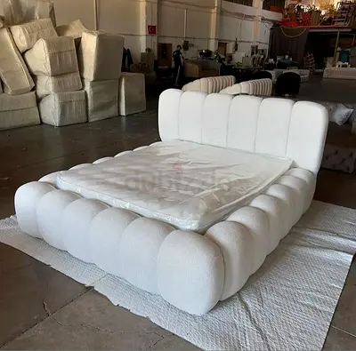Elegant White Modern Bed