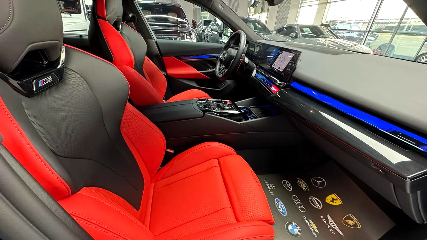 BMW M5 2025