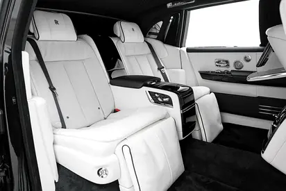 2026 ROLLS-ROYCE PHANTOM — миниатюра 11