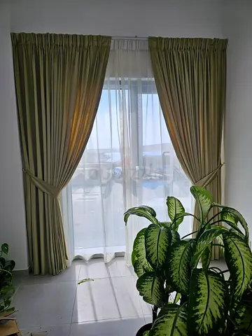 Elegant Floor-Length Curtains for a Modern Look