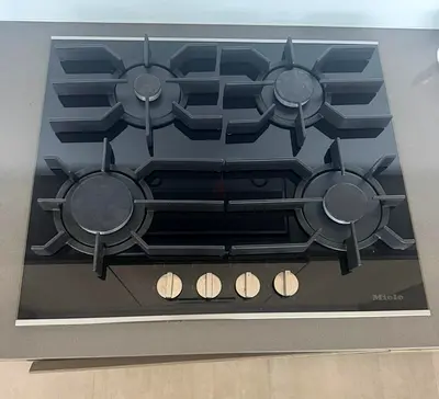 Miele Latest Model Built in 60cm Gas Top And Built in Electric Oven 60cm For Sale Same Like New