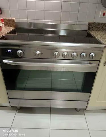 Smeg electric cocker 90cm freestanding