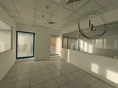 Spacious 10 Cabins Sea view office, washroom and kitchen