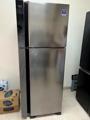 Hitachi invater fridge freezer latest model under warranty
