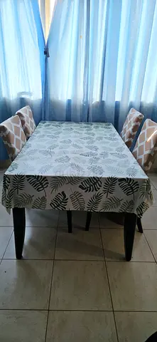 6 seater dining table
