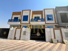 Villa directly from the owner, personal finishing, on a main street, close to all services, freehold