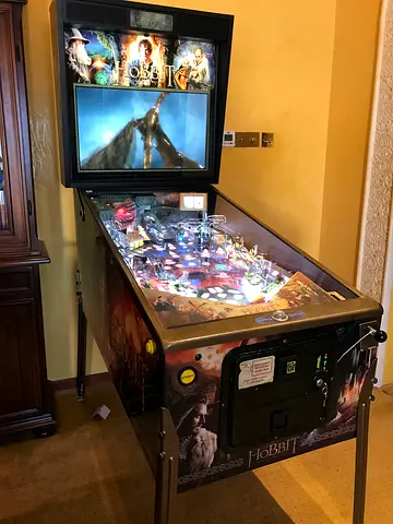 The Hobbits pinball