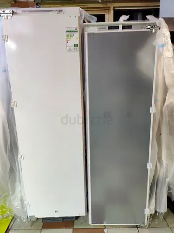 Siemens IQ700 Latest Model Built in Separate Fridge and Freezer Set For sale integrated