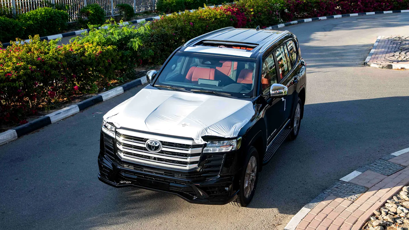 Toyota Land Cruiser 2026 — photo 1 of 16