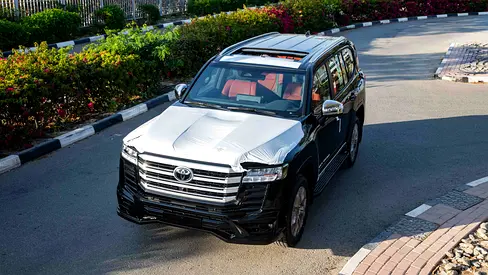 Toyota Land Cruiser GX-R LTD | 3.5L | 2026 |