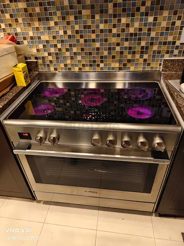 Free delivery Bosch series 8 latest version electric ceramic cooker with dual fan 90x60 cm