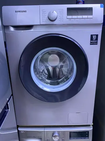 Samsung 7kg washing machine neat and clean