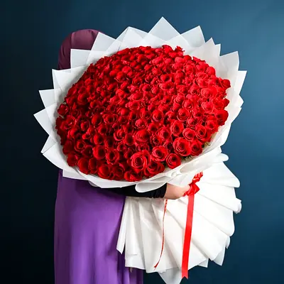 201 Red Roses Bouquet Luxury Flower Valentine Flowers Gift UAE