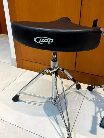 Pdp drum throne
