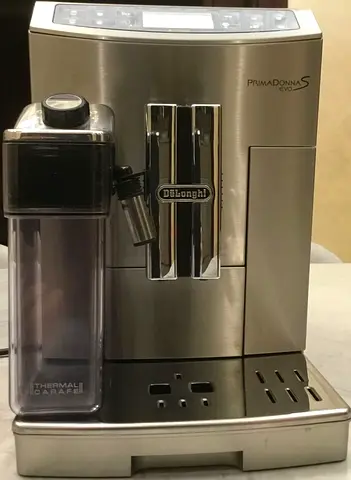 Coffee Machine for sale, Lightly Used