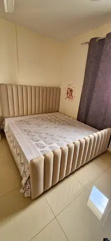 Elegant Upholstered Bed with Headboard with medicated mattress