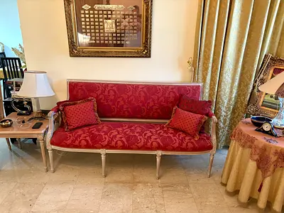 Elegant classic living room set for sale