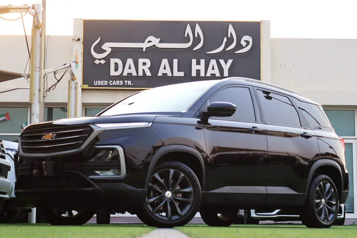 Chevrolet Captiva 2024 — photo 1 of 19