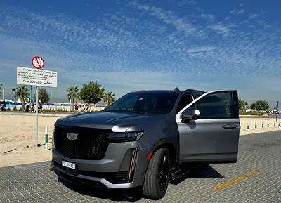 Cadillac Escalade | 6.2L V8 | Luxury SUV | Clean Grey Spec | Negociable