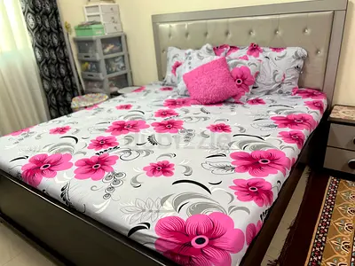 Bed set for sale