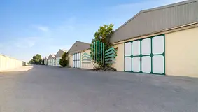 SUITABLE FOR STORAGE | READY TO MOVE IN | PRIME LOCATION