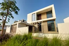 Hilltop Villa | Park &amp; Tennis Views | Cashflow