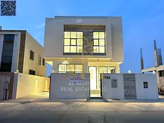 A villa with a price including registration, ownership, electricity and water fees on the main stree