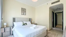 Elegant 1BR - High Floor - Marina Quay West Tower