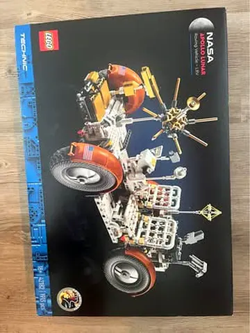 FLASH SALE BRAND NEW LEGO 42182 APOLLO LUNAR ROVING VEHICLE