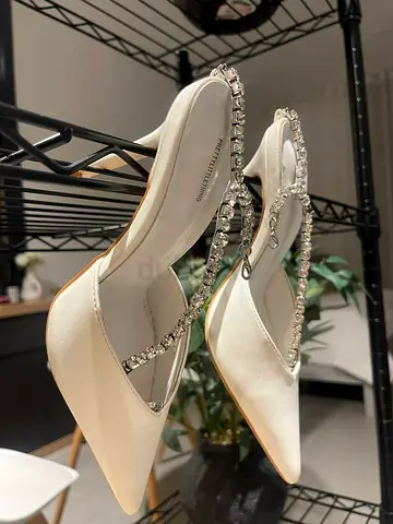 Original Pretty Little Thing Heels Elegant White Heels with Rhinestone Detail