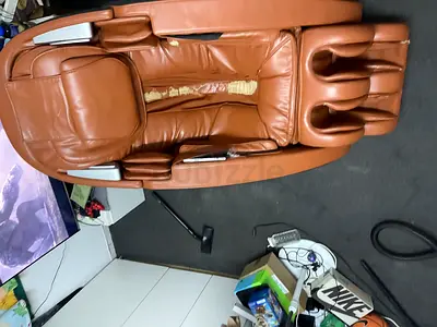 Isukoshi Massage Chair in Brown Leather