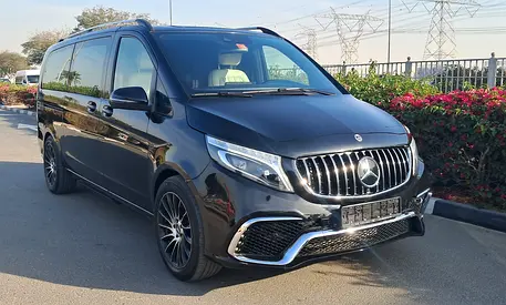 MERCEDES V250 2022 FULLY MAYBACH V LINE DESIGN GCC GARGASH - 1 YEAR WARRANTY UNLIMIT KM +NO ACCIDENT