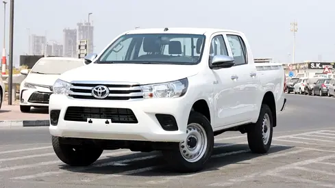 TOYOTA HILUX DLX-G 2.4L A/T 4x4
