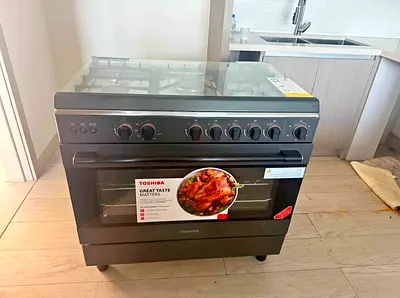 Toshiba Gas Range with fan Oven 90x60 cm