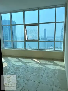 Room and lounge in cooperation, sea view, large area, payment facilities