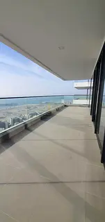 For Rent Very Luxurious Apartment 3 Master Bedrooms + Living Room in a First-Row Tower on the Lake,