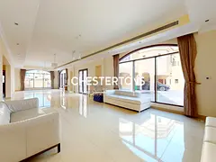 Closed Kitchen | Large Layout | Move Now