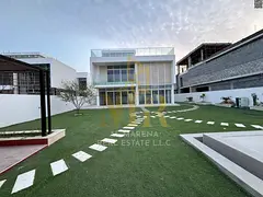 Luxury two-story villa with a rooftop terrace for sale in Al-Zawraa. Spacious area, private pool, an