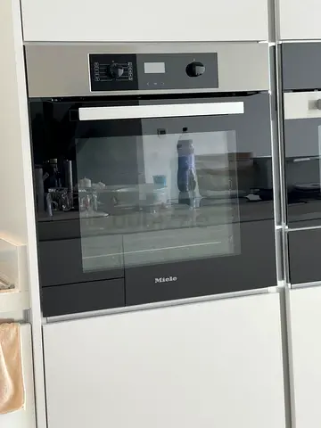 Miele built-in Combi Oven 60cm Series 6 like new
