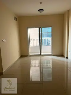 One bedroom and living room with balcony in Al Taawun, spacious area and free parking, directly on t