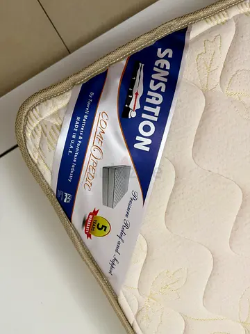 Mattress queen size