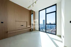 Vacant | High Floor | Skyline View | Private Pool