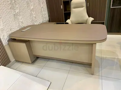 Modern Office Desk in Neutral Tones